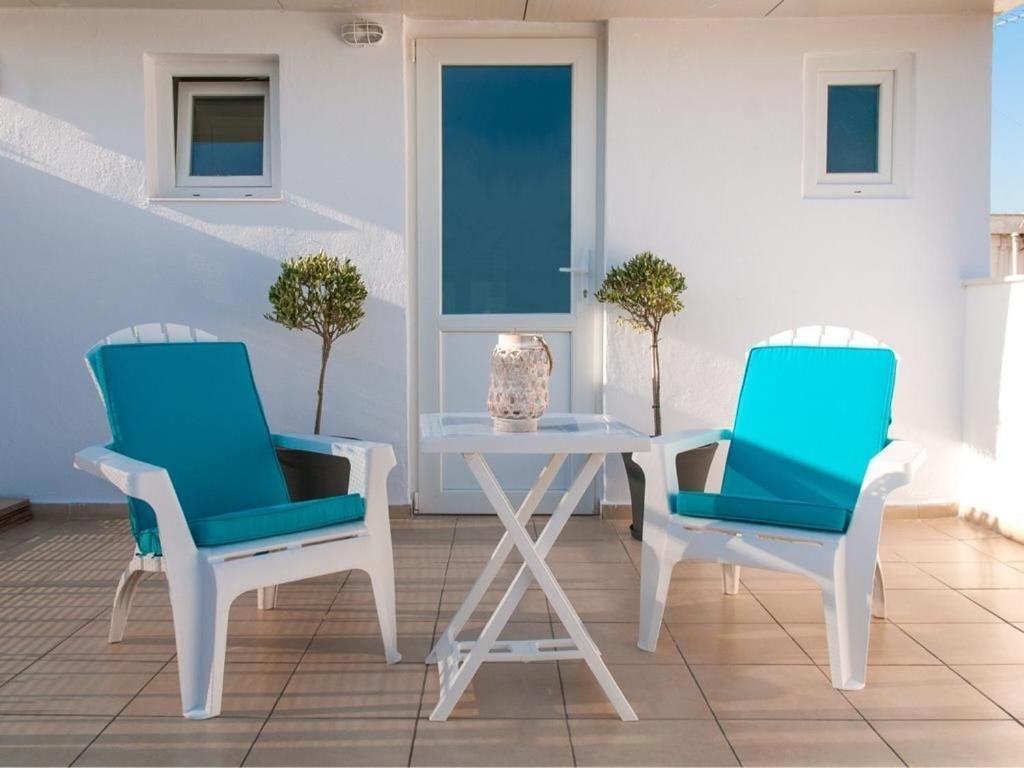 Konstantinou Apartment - Smart & Roof Top Terrace 아테네 외부 사진