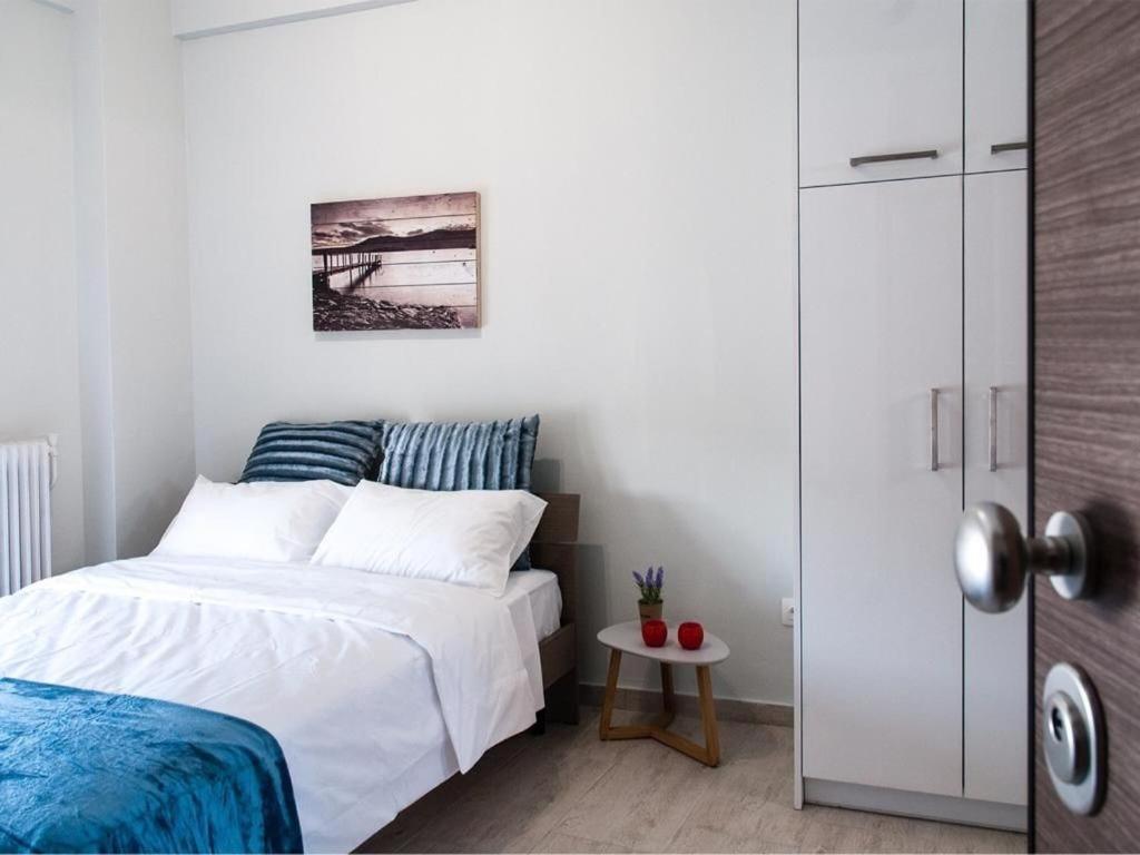 Konstantinou Apartment - Smart & Roof Top Terrace 아테네 외부 사진